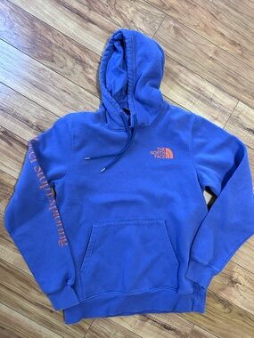 The North Face hoodie men's size